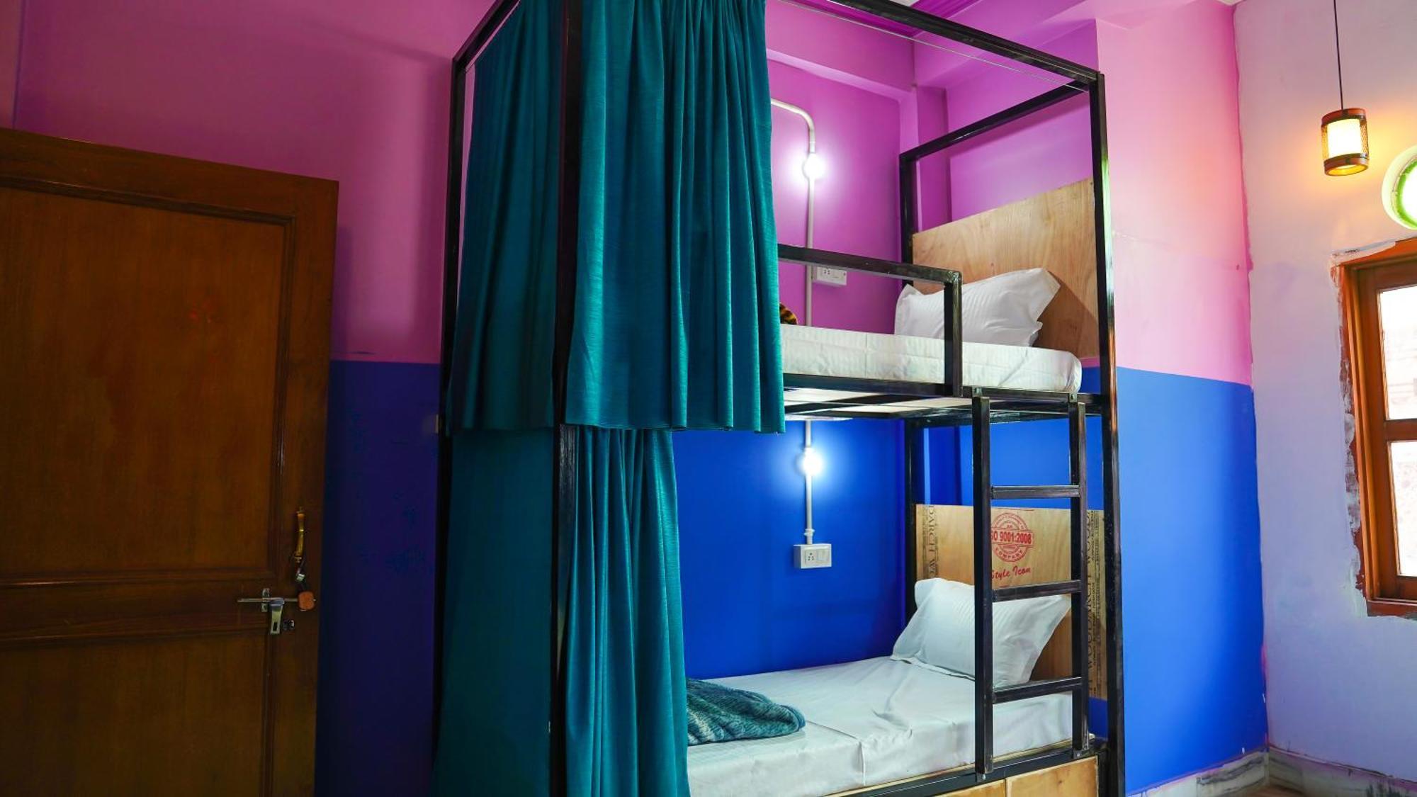 The Old Town Hostel Пушкар Экстерьер фото
